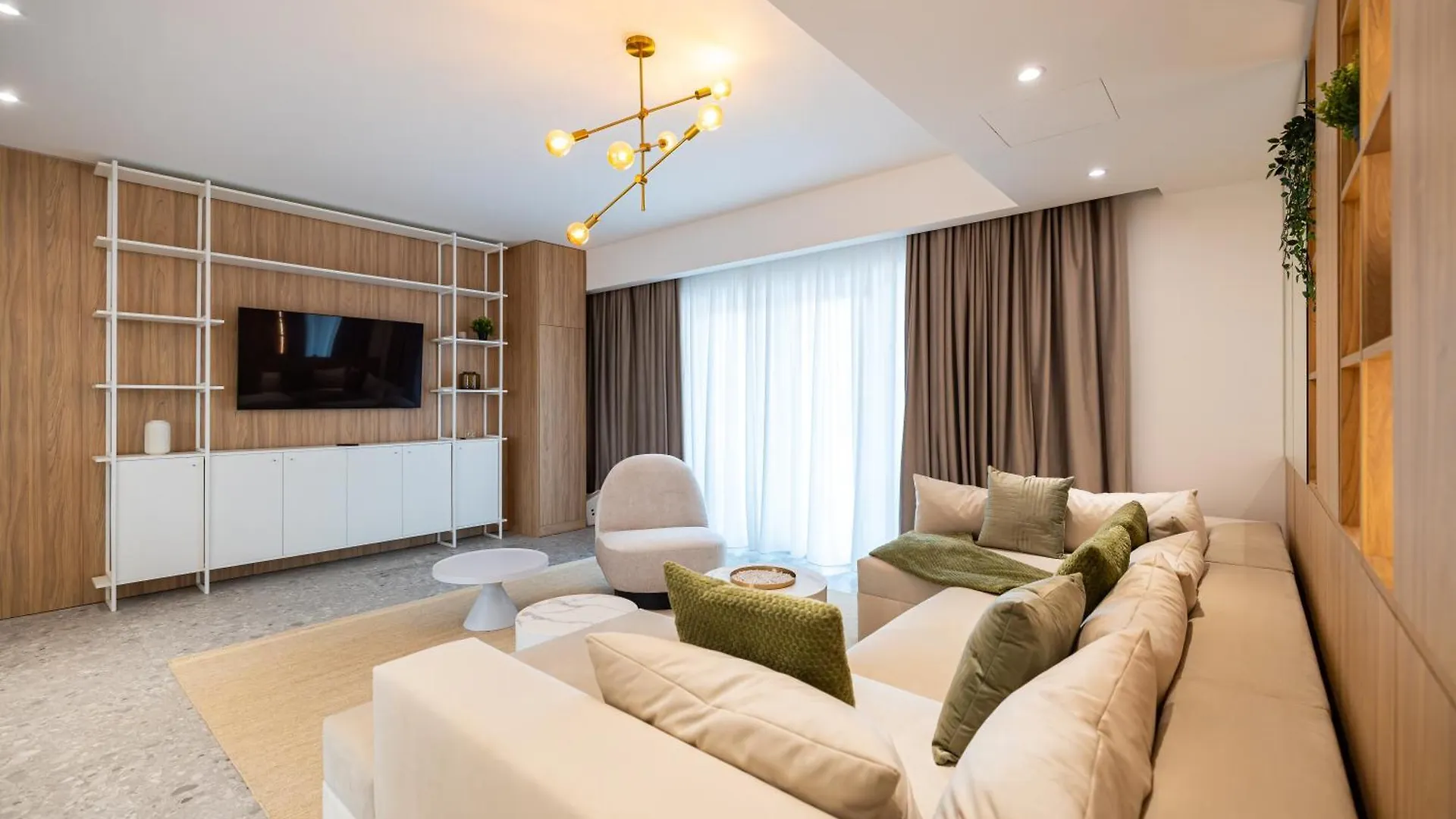 Lyra New Boutique Building Apartment With Terrace And Private Parking Boekarest